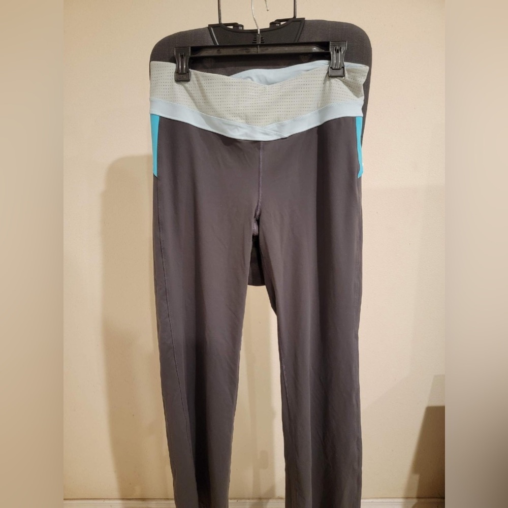Victoria’s Secret VS Sport Supermodel Gray/Light Blue Size Large
